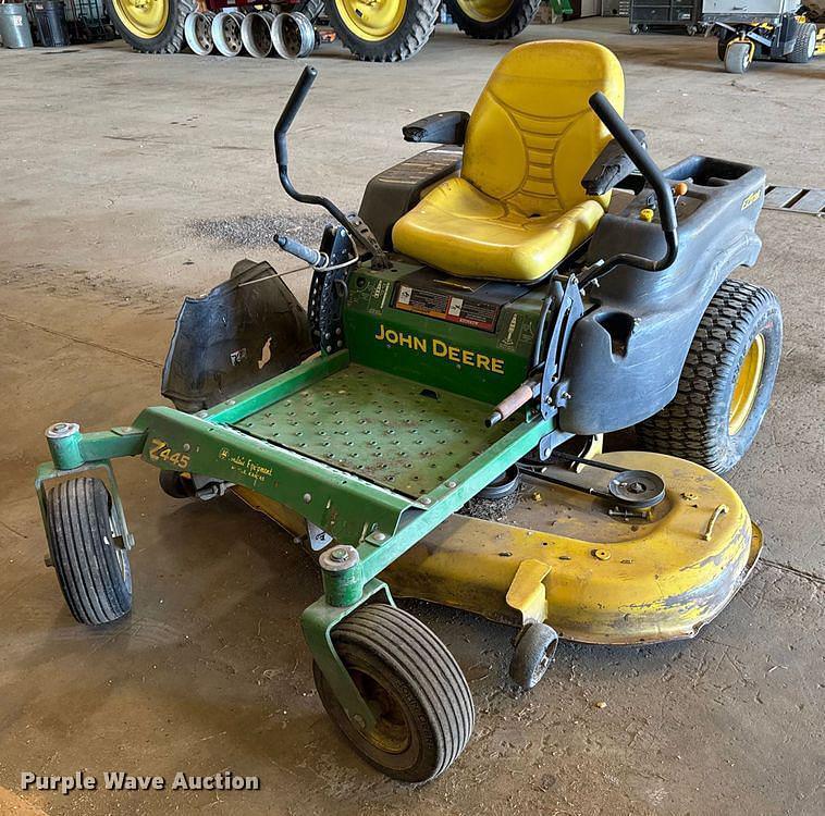 Image of John Deere Z445 Primary image