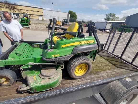 Image of John Deere Z520A equipment image 4
