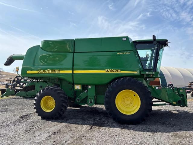 Image of John Deere 9760 STS equipment image 4