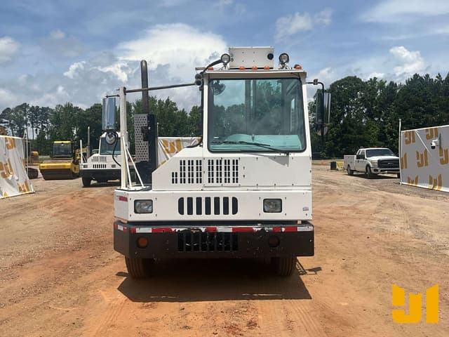 Image of Kalmar 4X2 equipment image 1