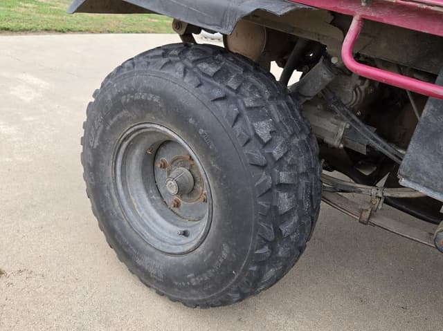 Image of Kawasaki Mule 3010 equipment image 4