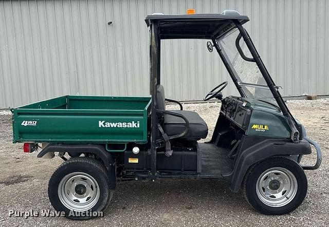 Image of Kawasaki Mule 3010 equipment image 3