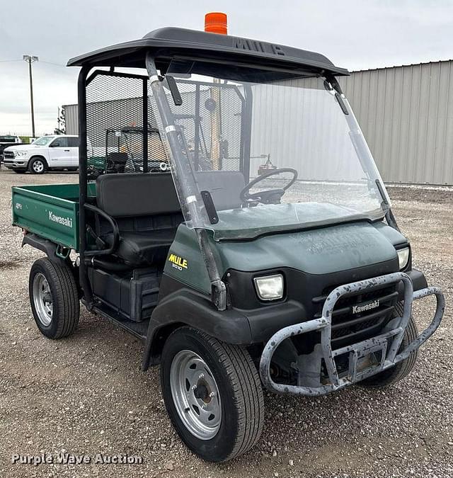 Image of Kawasaki Mule 3010 equipment image 2
