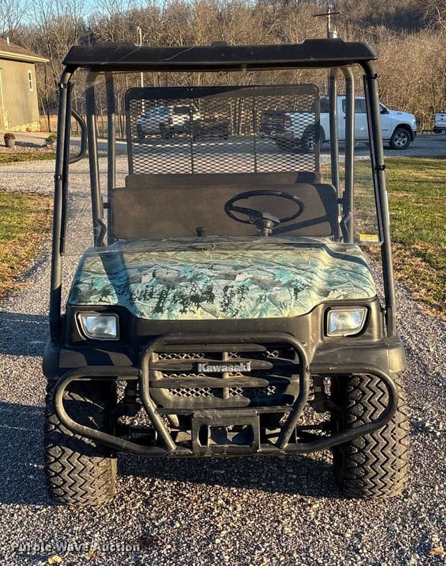 Image of Kawasaki Mule 3010 equipment image 1