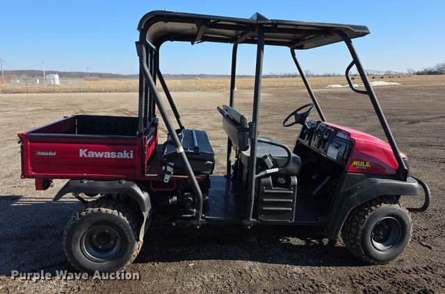 Image of Kawasaki Mule 3010 equipment image 3