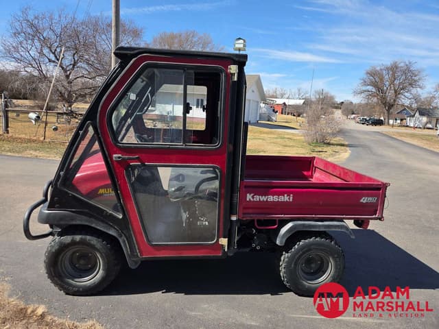 Image of Kawasaki Mule 3010 equipment image 2