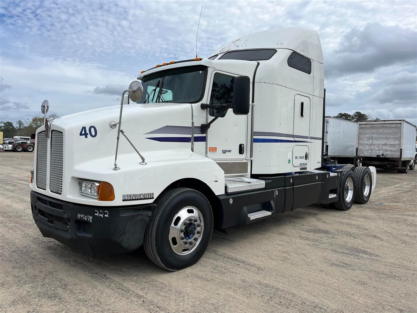 Main image Kenworth T600