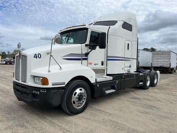 Main image Kenworth T600