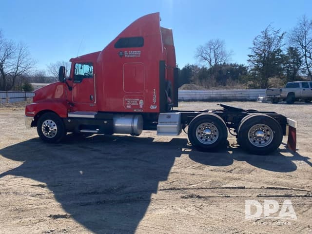 Image of Kenworth T600 equipment image 2
