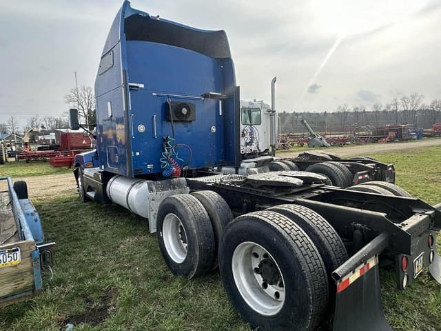 Image of Kenworth T600 equipment image 2