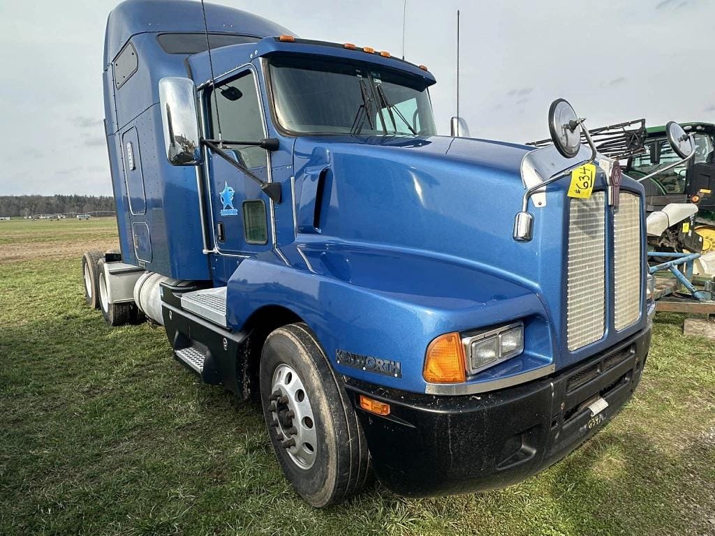 2006 Kenworth T600 Equipment Image0