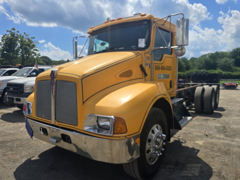 Image of Kenworth T300 Primary image