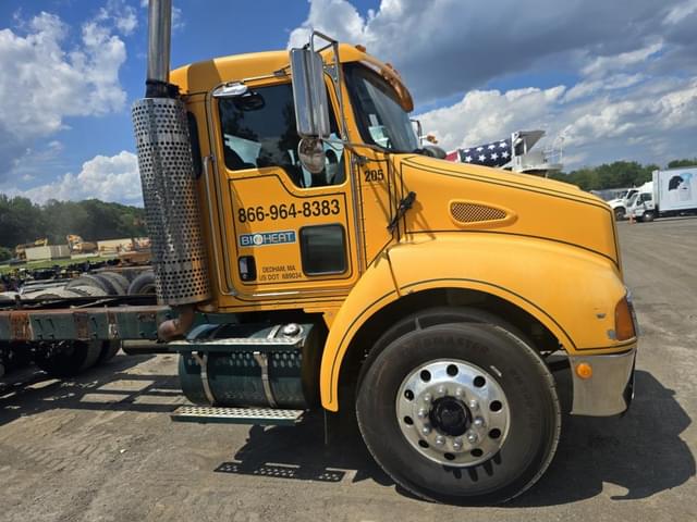 Image of Kenworth T300 equipment image 4