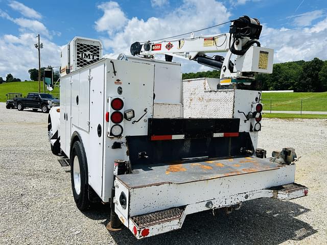 Image of Kenworth T300 equipment image 3