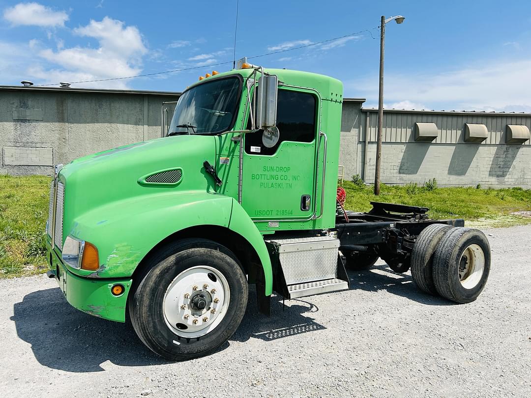 Image of Kenworth T300 Primary image