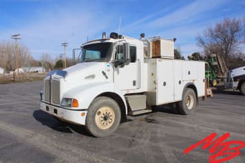 Main image Kenworth T300