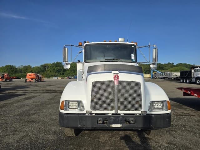 Image of Kenworth T300 equipment image 1