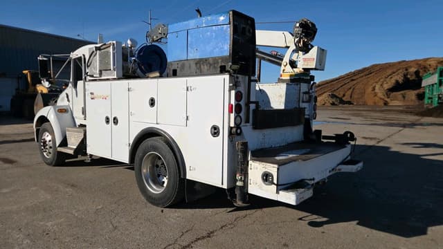 Image of Kenworth T300 equipment image 3