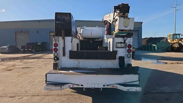 Image of Kenworth T300 equipment image 4