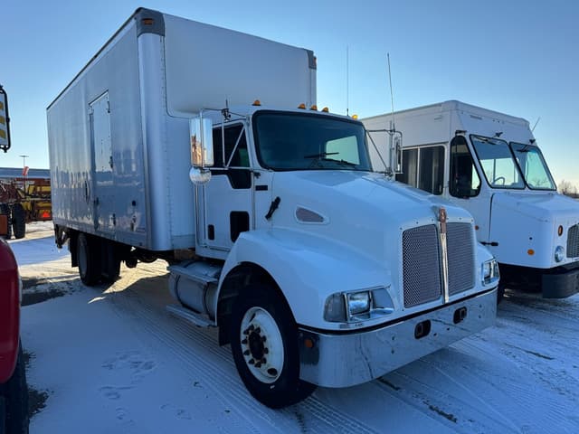 Image of Kenworth T300 equipment image 2