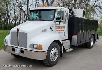 Main image Kenworth T300