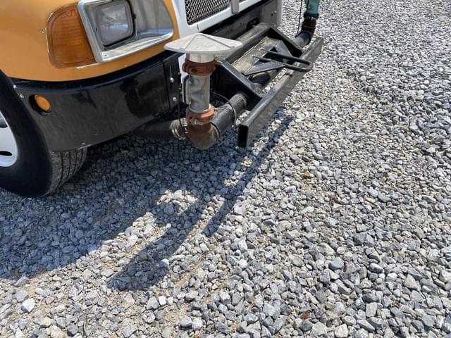 Image of Kenworth T300 equipment image 4