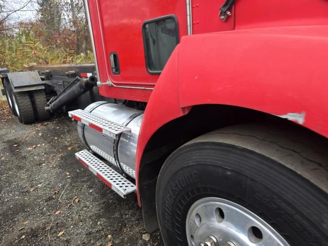 Image of Kenworth T370 equipment image 4