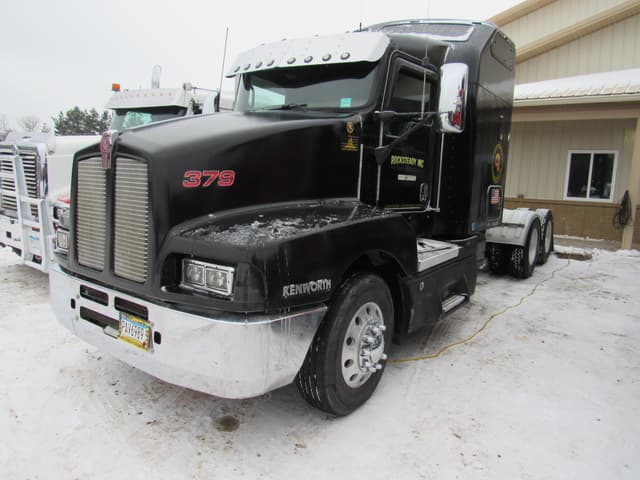 Image of Kenworth T600 equipment image 1