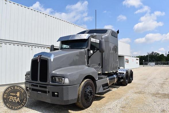 Image of Kenworth T600 equipment image 1