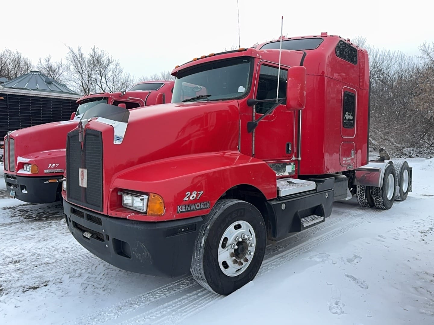 2007 Kenworth T600 Equipment Image0