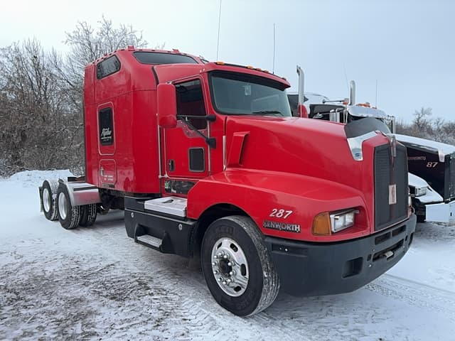 Image of Kenworth T600 equipment image 2