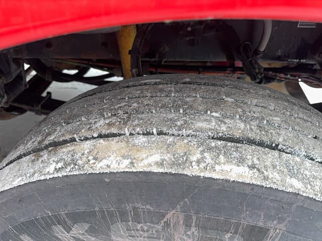 Image of Kenworth T600 equipment image 4