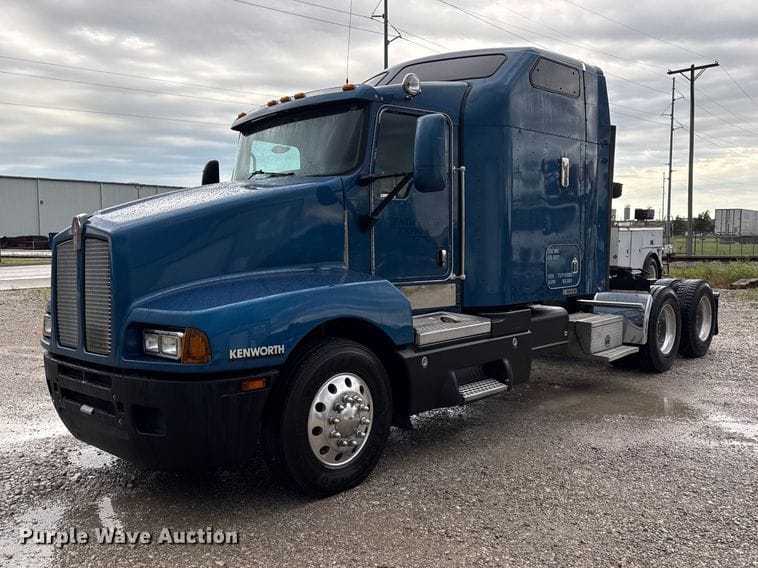 2007 Kenworth T600 Equipment Image0