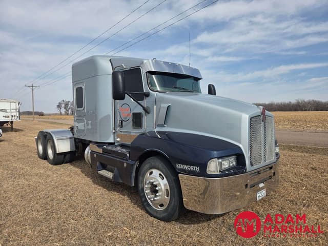 Image of Kenworth T600 equipment image 1