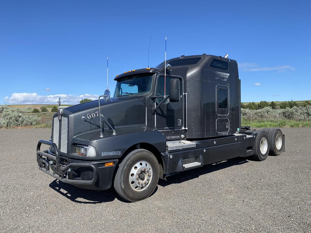 Image of Kenworth T600 Primary image