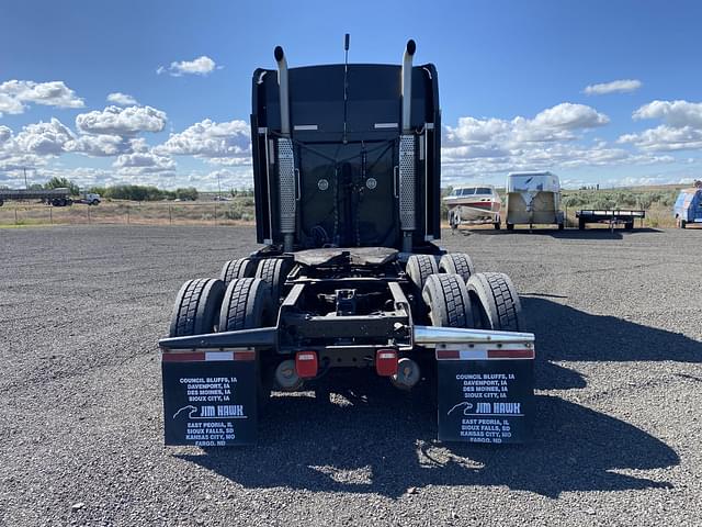 Image of Kenworth T600 equipment image 3