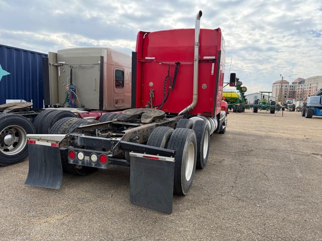 Image of Kenworth T600 equipment image 4