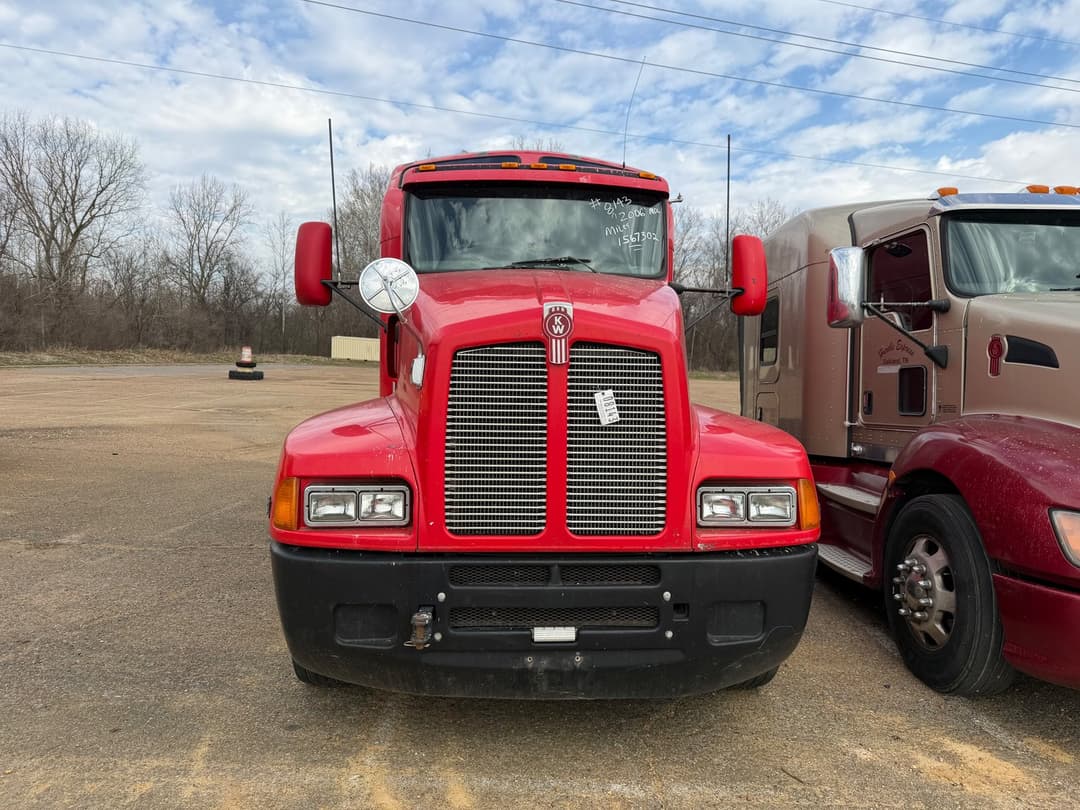 Image of Kenworth T600 Primary image