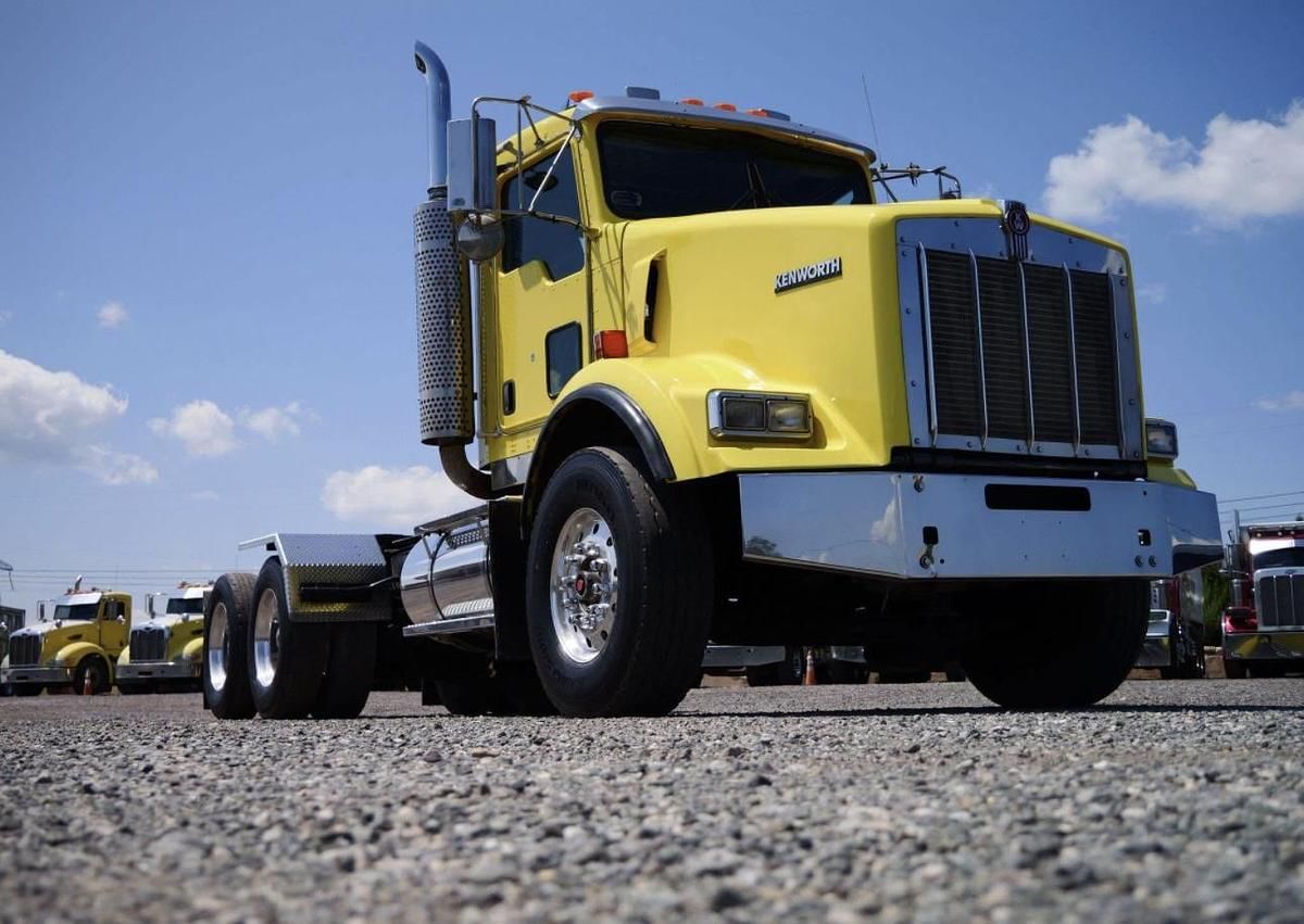 2007 Kenworth T800 Equipment Image0