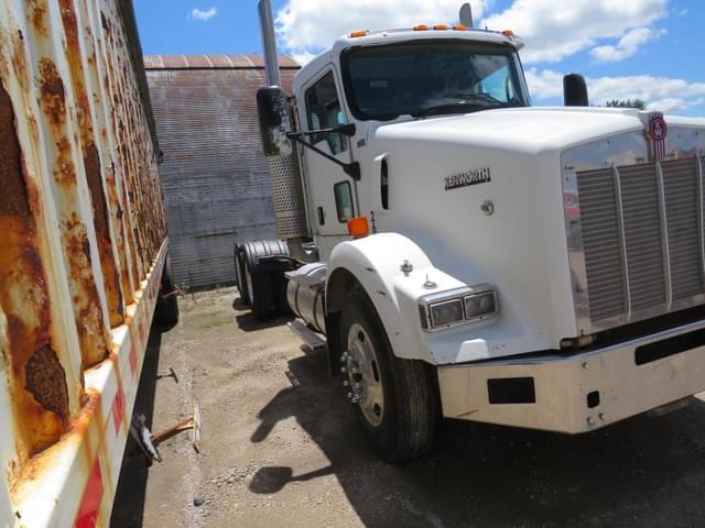 Image of Kenworth T800 equipment image 3