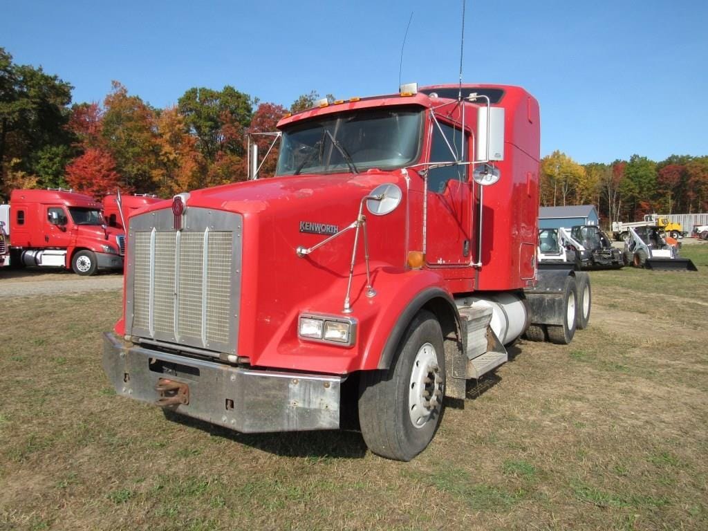 Main image Kenworth T800