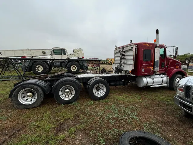 Image of Kenworth T800 equipment image 4
