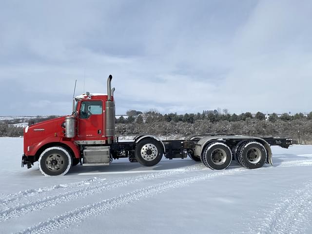 Image of Kenworth T800 equipment image 3