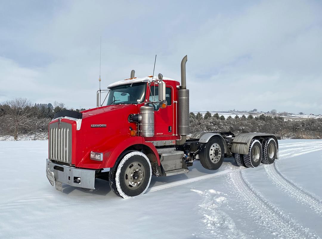 Image of Kenworth T800 Primary image