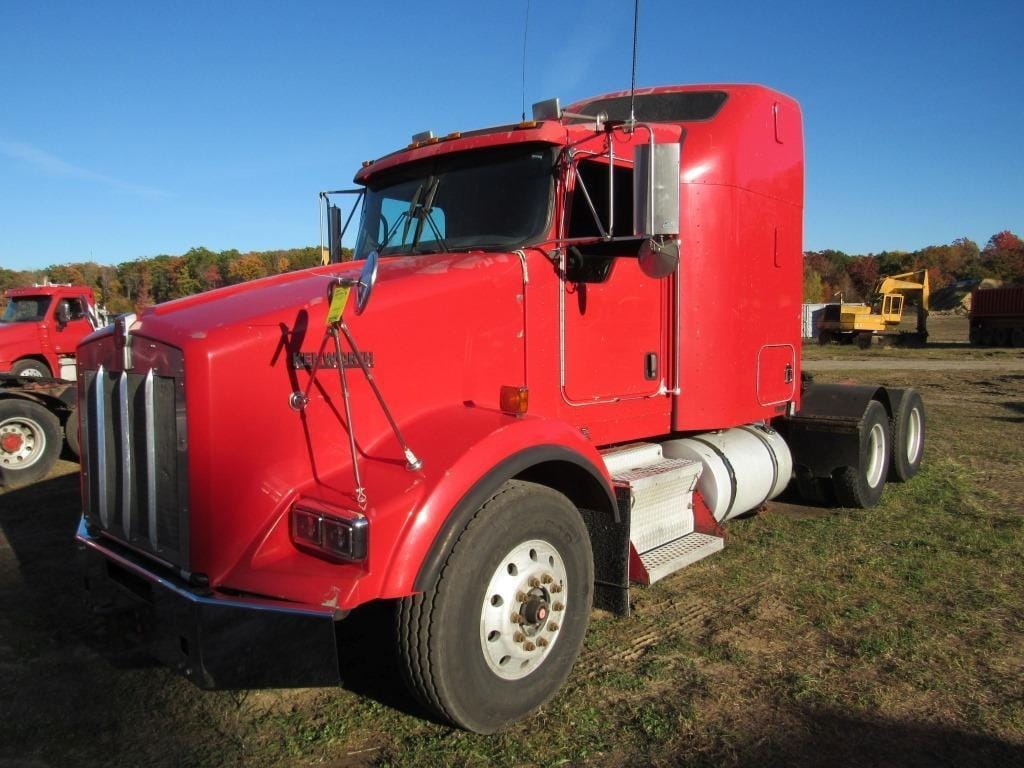 Main image Kenworth T800