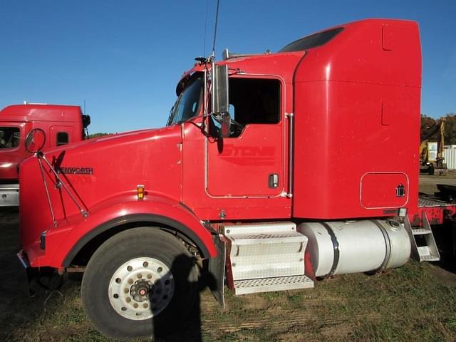 Image of Kenworth T800 equipment image 1