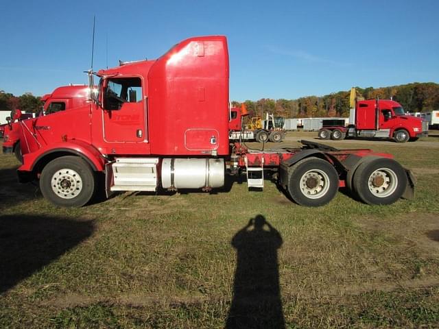 Image of Kenworth T800 equipment image 2