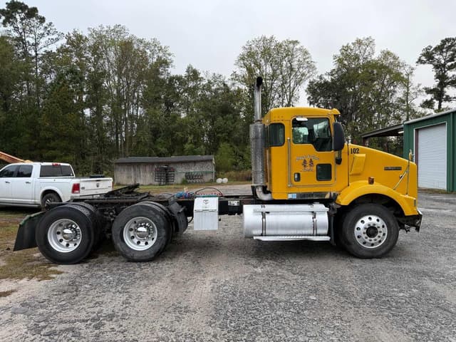 Image of Kenworth T800 equipment image 2