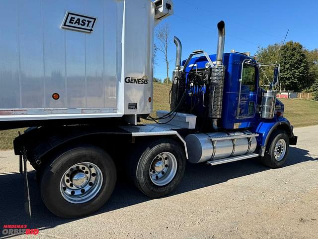 Image of Kenworth T800 equipment image 4