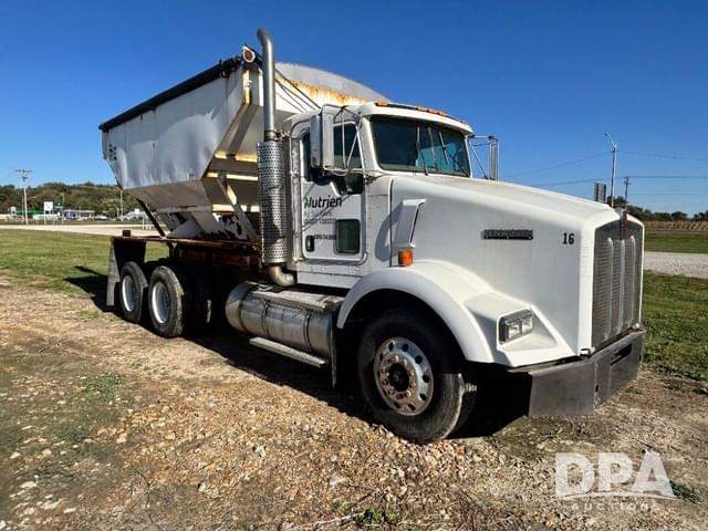 Image of Kenworth T800 equipment image 4